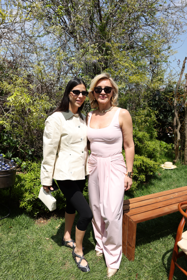 Aysun Yildiz Güngör Asli Gümüşel