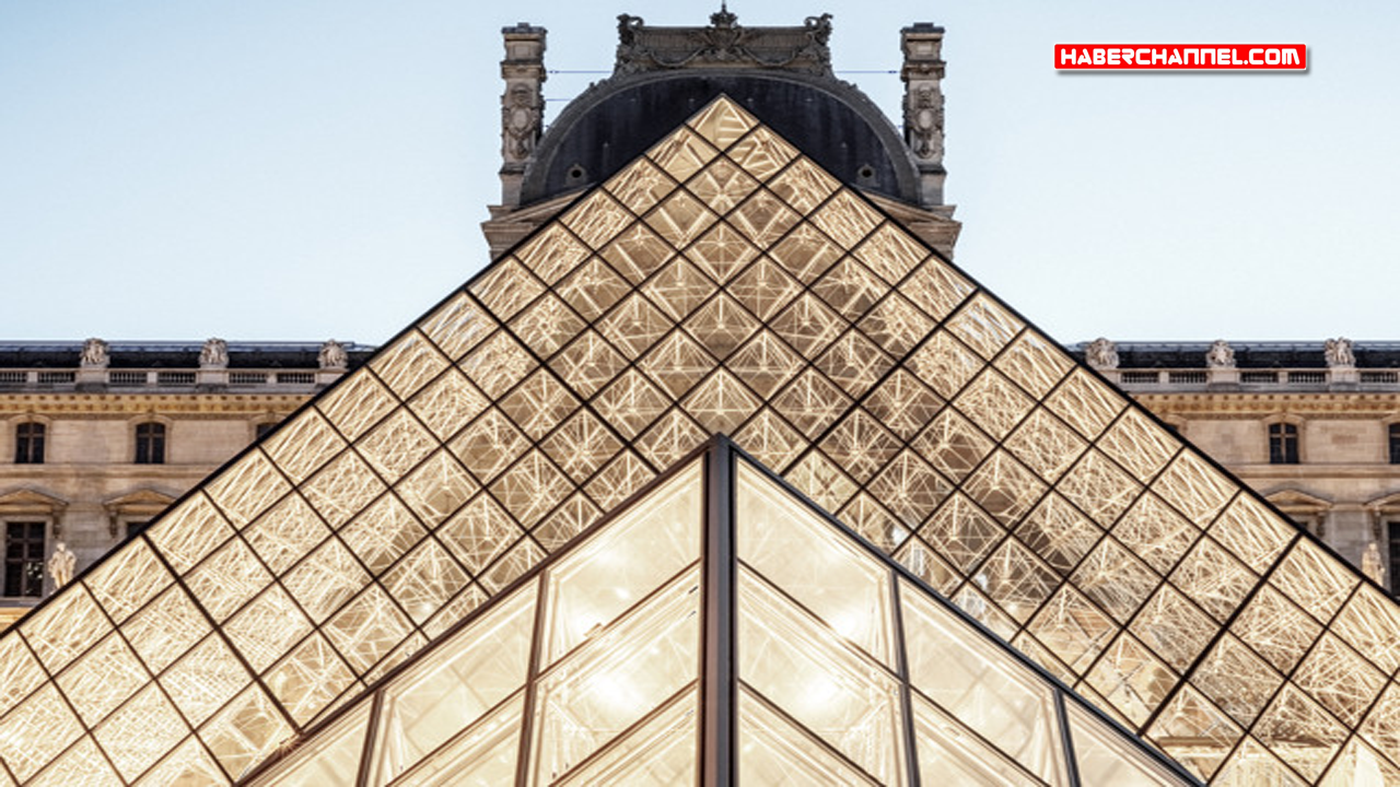 Louvre Müzesi eylemler nedeniyle ziyarete kapatıldı