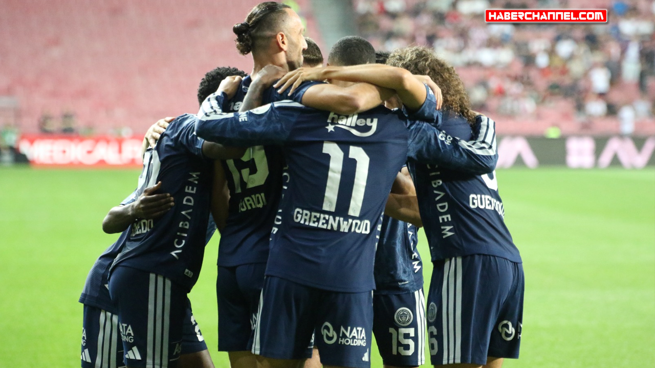 Fenerbahçe, sahasında Alanyaspor’u 3-0 mağlup etti